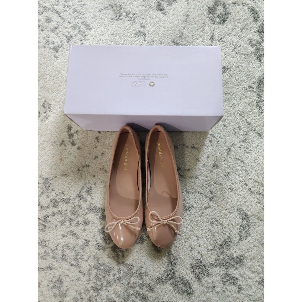 NEW Steve Madden Girl Plie Ballet Nude Patent Slip-On Flats Women's Size 6 - Picture 6 of 8